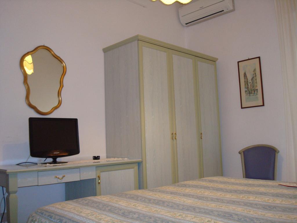 Hotel Villa Rona Forte dei Marmi Luaran gambar