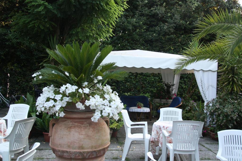 Hotel Villa Rona Forte dei Marmi Luaran gambar