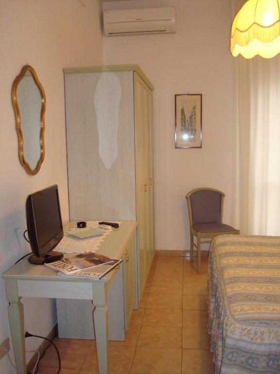 Hotel Villa Rona Forte dei Marmi Bilik gambar